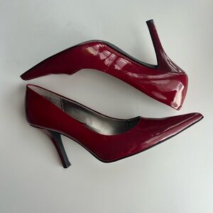 Nine West Red Stiletto Heels🍒